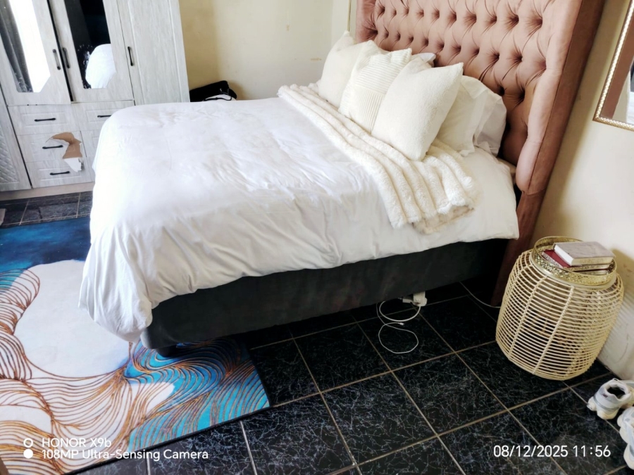 5 Bedroom Property for Sale in Mdantsane Nu 8 Eastern Cape